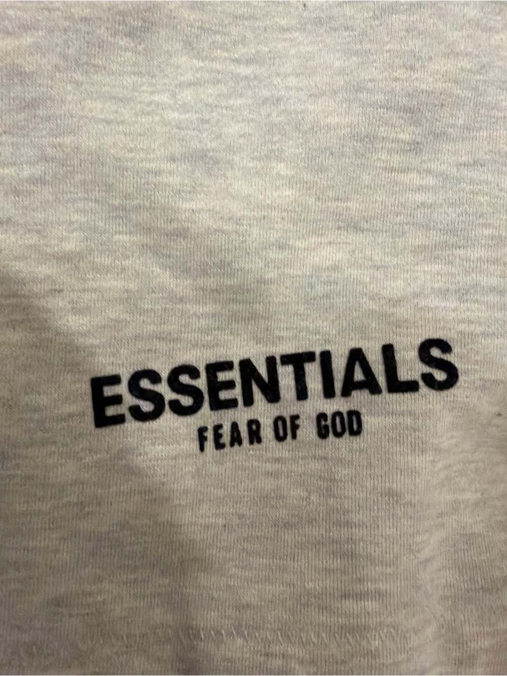 Essentials Shorts - Picture 3 of 4